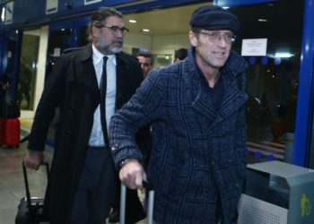 Каррера прилетел в Афины на переговоры с АЕК